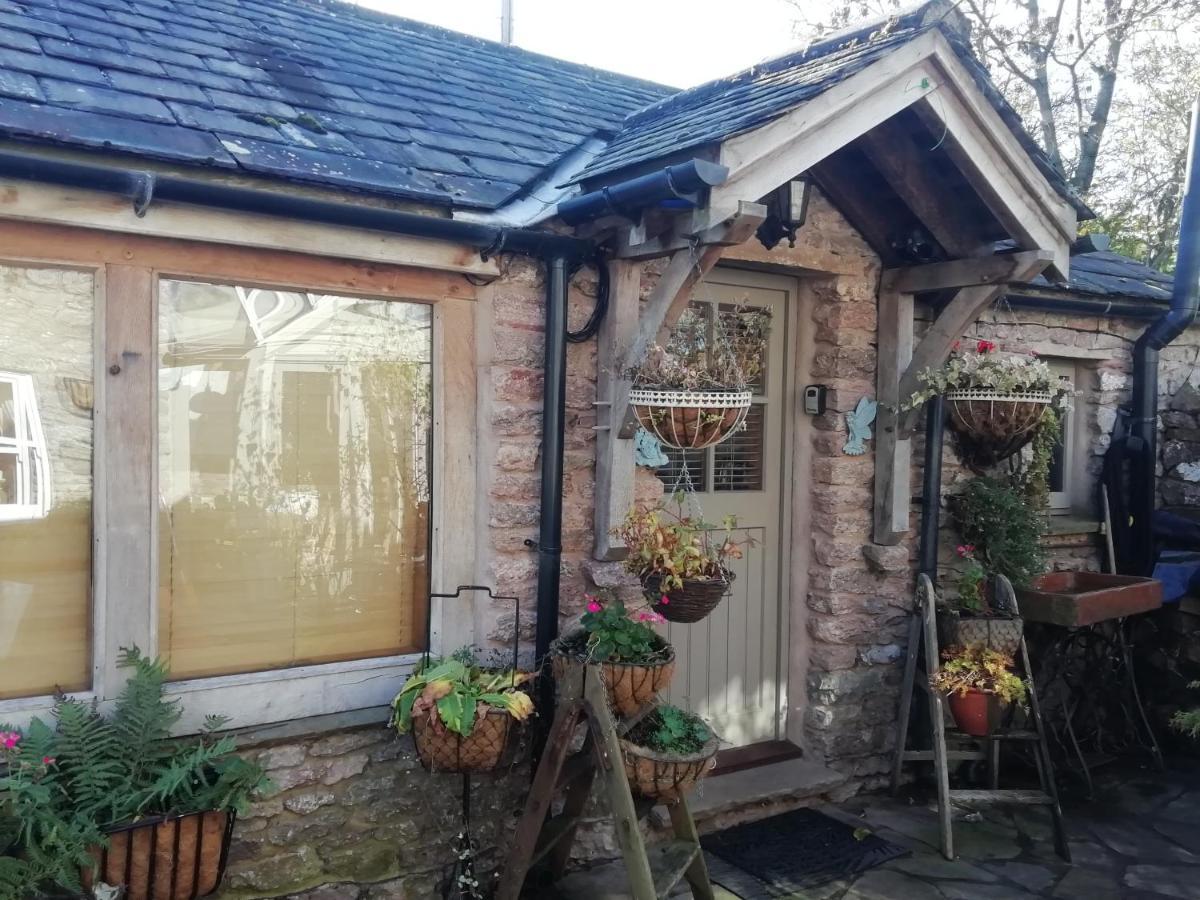 Oak Frame Studio Kirkby Stephen Luaran gambar